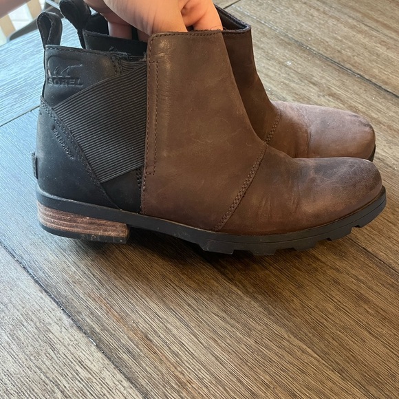 Brown sorel booties - Picture 1 of 6